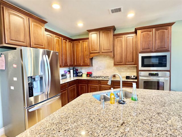 13626 Breakwater Path Loop, Houston, TX 77044