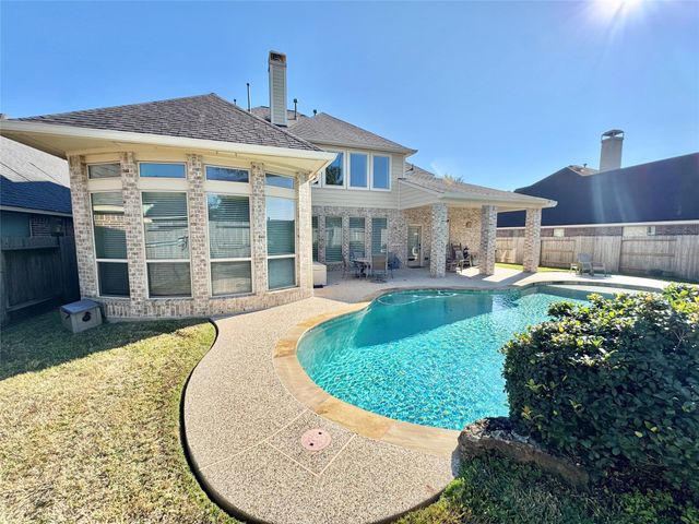 13626 Breakwater Path Loop, Houston, TX 77044