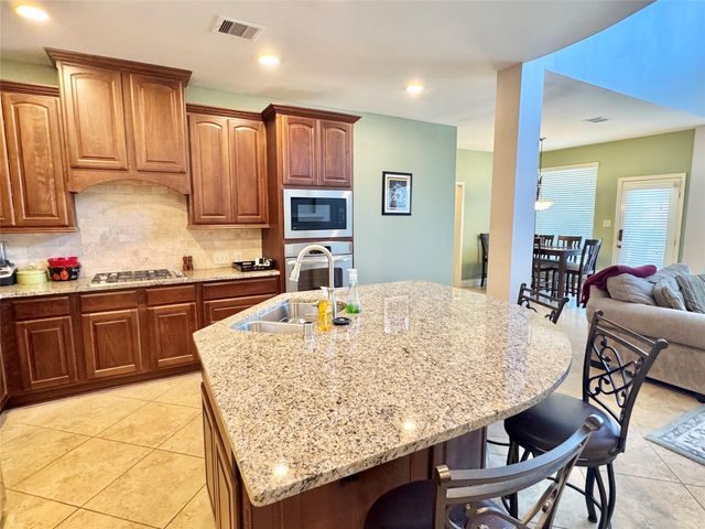 13626 Breakwater Path Loop, Houston, TX 77044