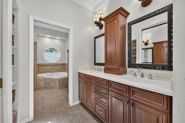786 MCINTYRE AVENUE, Winter Park, FL 32789