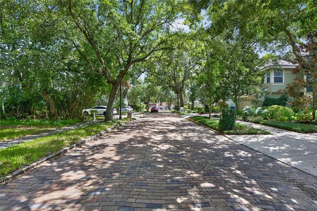 786 MCINTYRE AVENUE, Winter Park, FL 32789