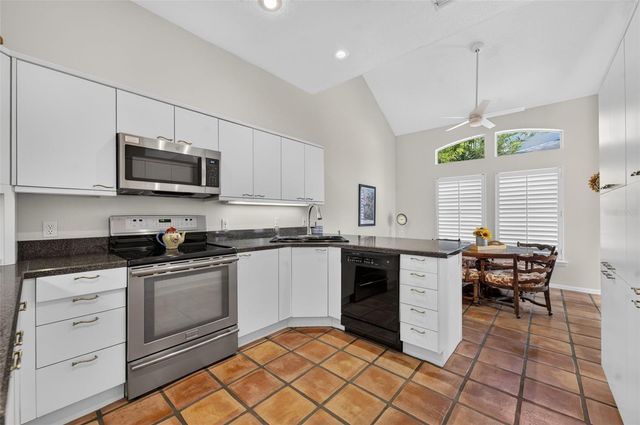 786 MCINTYRE AVENUE, Winter Park, FL 32789