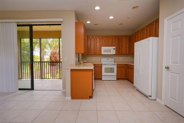 4015 OVERTURE CIRCLE 312, Bradenton, FL 34209