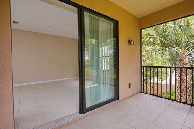 4015 OVERTURE CIRCLE 312, Bradenton, FL 34209