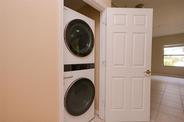 4015 OVERTURE CIRCLE 312, Bradenton, FL 34209