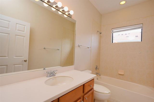 4015 OVERTURE CIRCLE 312, Bradenton, FL 34209