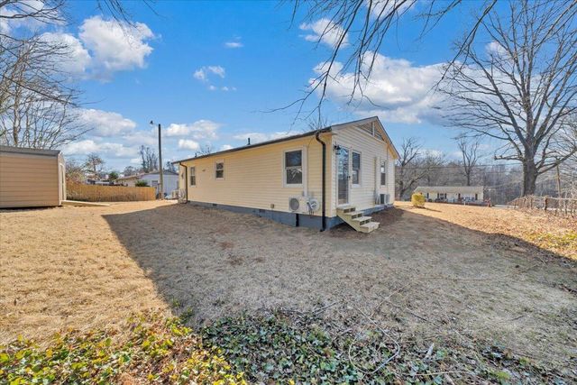 232 Confederate AVE, Martinsville, VA 24112