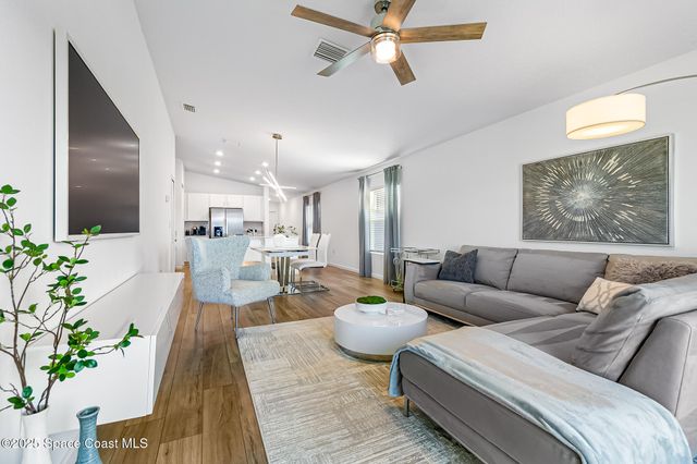 1377 Colebrook Circle SW, Palm Bay, FL 32908