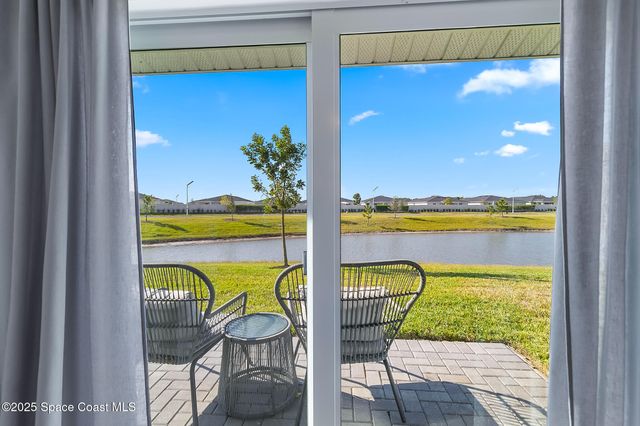 1377 Colebrook Circle SW, Palm Bay, FL 32908