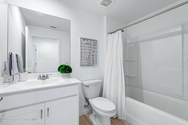 1377 Colebrook Circle SW, Palm Bay, FL 32908