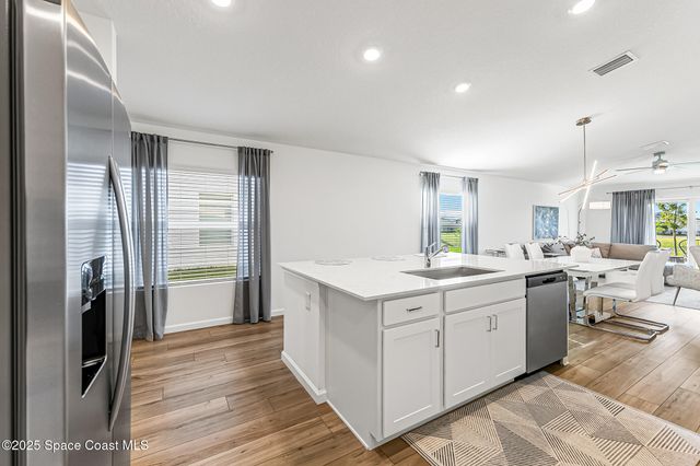 1377 Colebrook Circle SW, Palm Bay, FL 32908