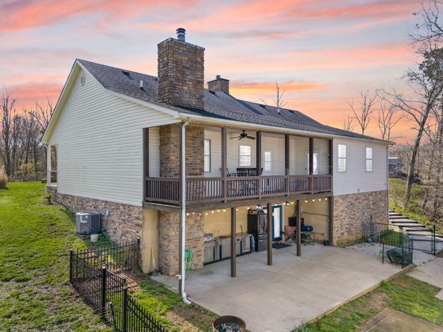 88 Hawkins Lane, Clay City, KY 40312