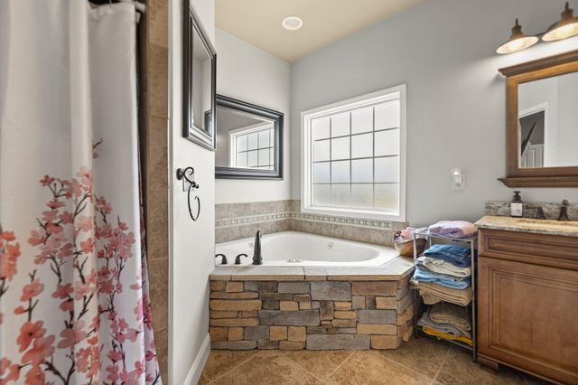 88 Hawkins Lane, Clay City, KY 40312