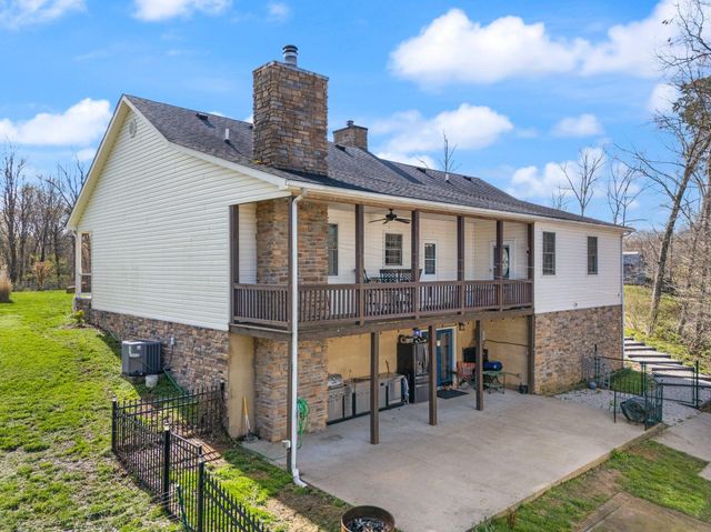 88 Hawkins Lane, Clay City, KY 40312