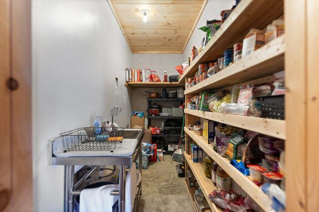 88 Hawkins Lane, Clay City, KY 40312