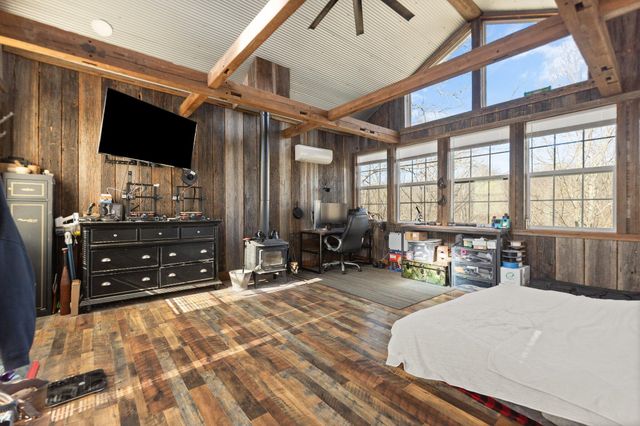 88 Hawkins Lane, Clay City, KY 40312