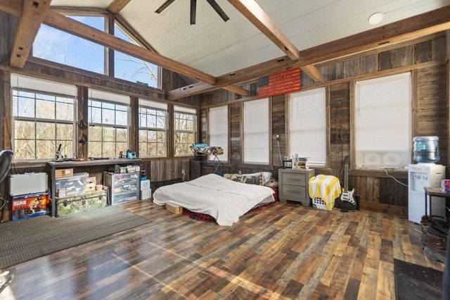 88 Hawkins Lane, Clay City, KY 40312