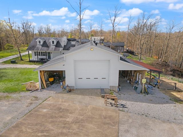 88 Hawkins Lane, Clay City, KY 40312