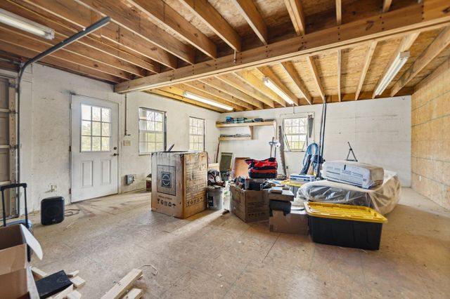 88 Hawkins Lane, Clay City, KY 40312