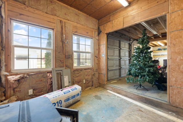 88 Hawkins Lane, Clay City, KY 40312