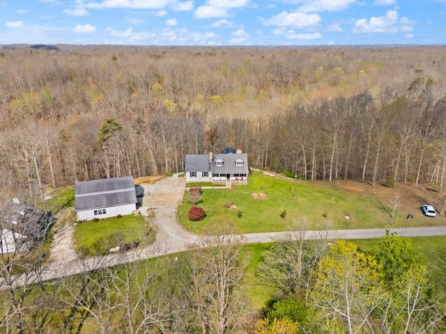 88 Hawkins Lane, Clay City, KY 40312