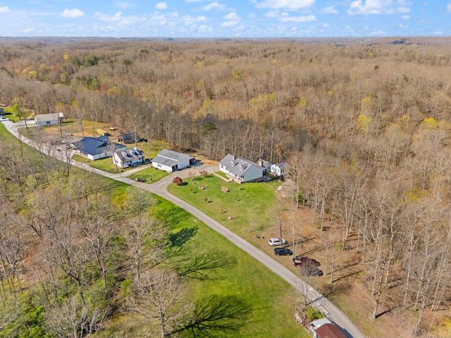 88 Hawkins Lane, Clay City, KY 40312