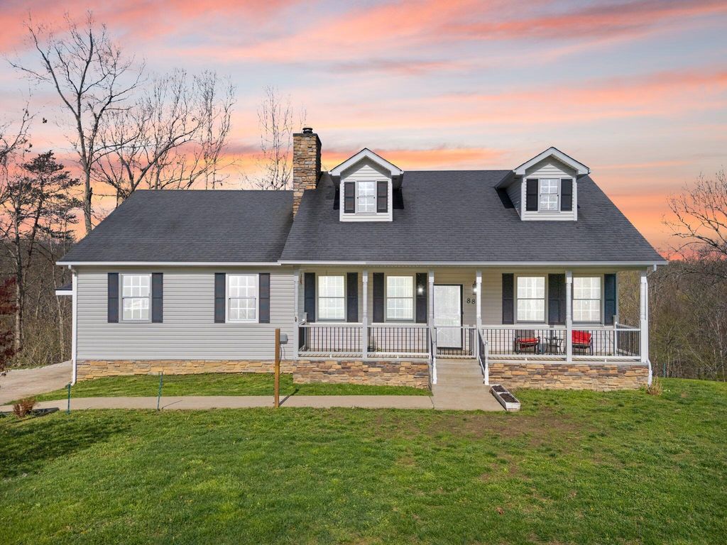 88 Hawkins Lane, Clay City, KY 40312