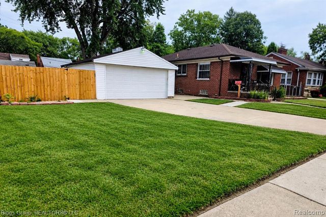 11414 Burt Road, Detroit, MI 48228