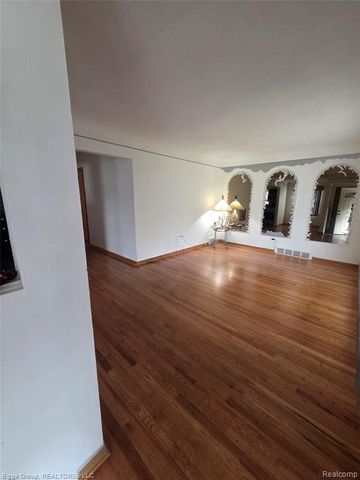11414 Burt Road, Detroit, MI 48228