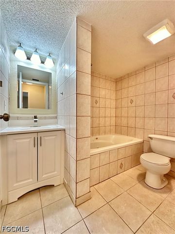 3706 Broadway 30, Fort Myers, FL 33901