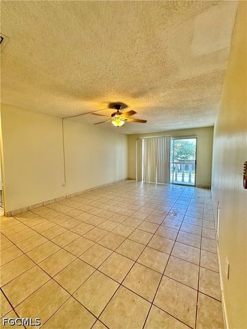 3706 Broadway 30, Fort Myers, FL 33901