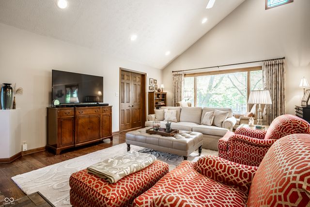 4682 Brentwood Court, Zionsville, IN 46077