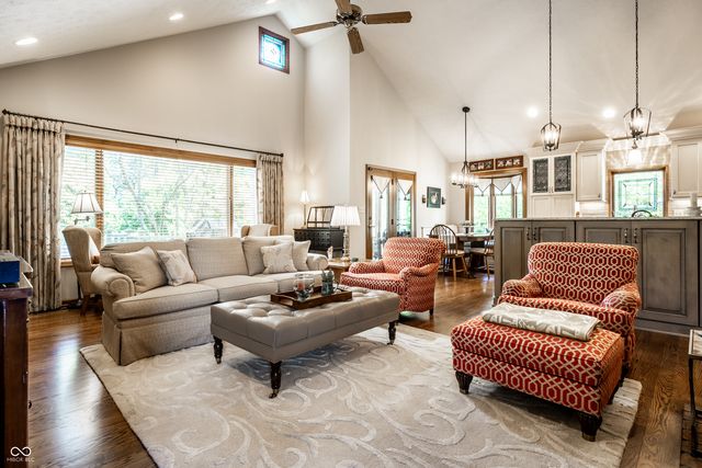 4682 Brentwood Court, Zionsville, IN 46077