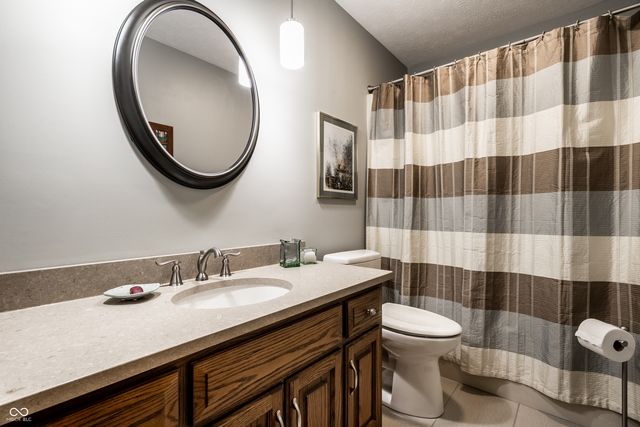 4682 Brentwood Court, Zionsville, IN 46077