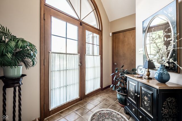 4682 Brentwood Court, Zionsville, IN 46077