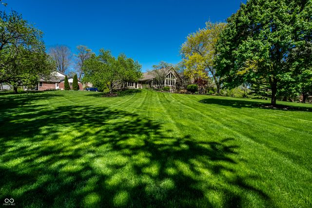 4682 Brentwood Court, Zionsville, IN 46077