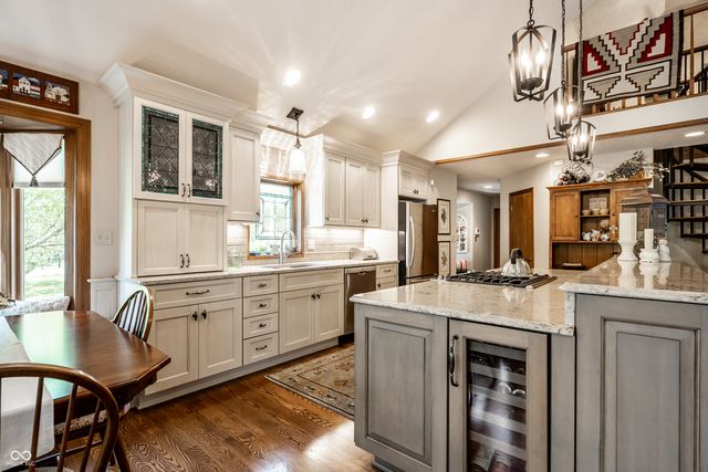 4682 Brentwood Court, Zionsville, IN 46077