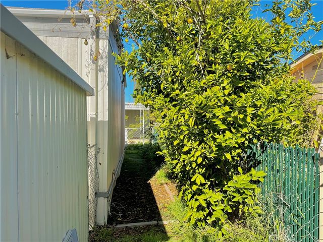 1455 S State Street 111, Hemet, CA 92543