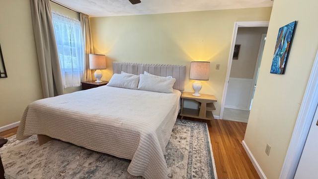 229 Mccarthy Ave, Chicopee, MA 01020