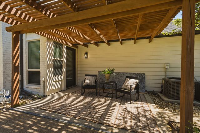 4122 Heartstone Drive, Grapevine, TX 76051