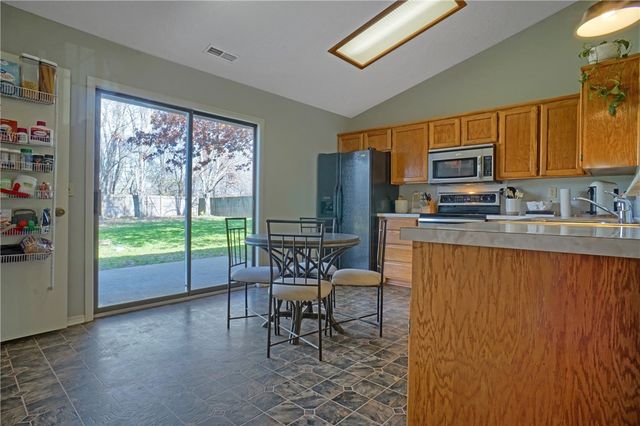 13 kirkcaldy Drive, Bella Vista, AR 72715