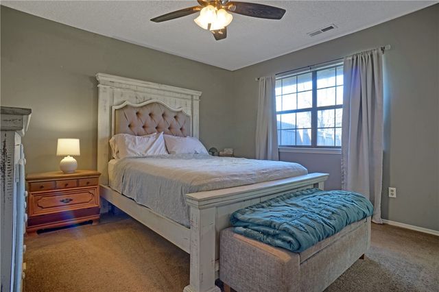 13 kirkcaldy Drive, Bella Vista, AR 72715