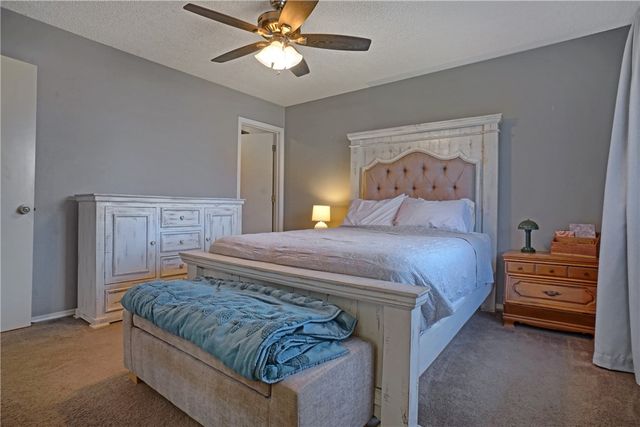 13 kirkcaldy Drive, Bella Vista, AR 72715