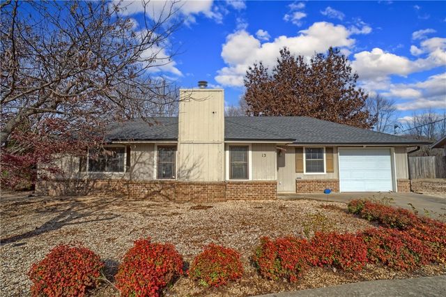 13 kirkcaldy Drive, Bella Vista, AR 72715