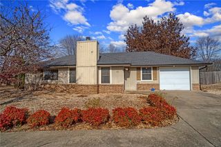 13 kirkcaldy Drive, Bella Vista, AR 72715