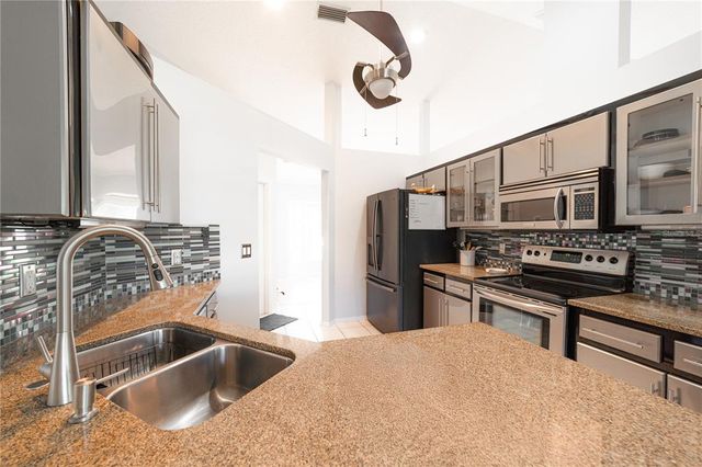 338 WOODVALE DRIVE, Venice, FL 34293