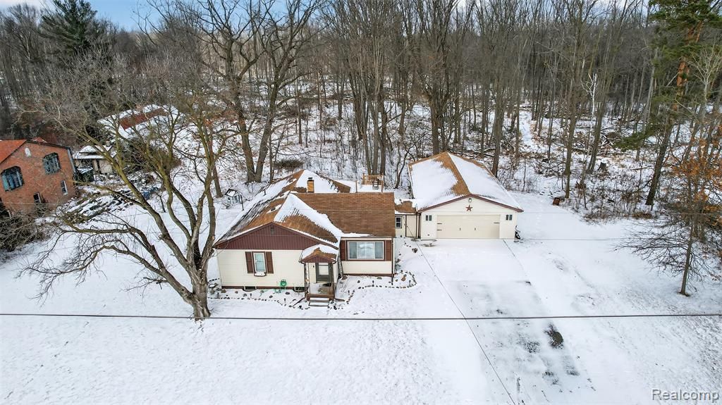 3241 Curtis Road, Birch Run, MI 48415