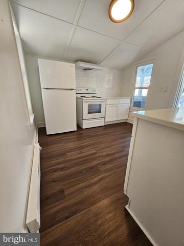 331 S 2ND ST, Saint Clair, PA 17970