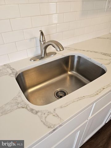 331 S 2ND ST, Saint Clair, PA 17970