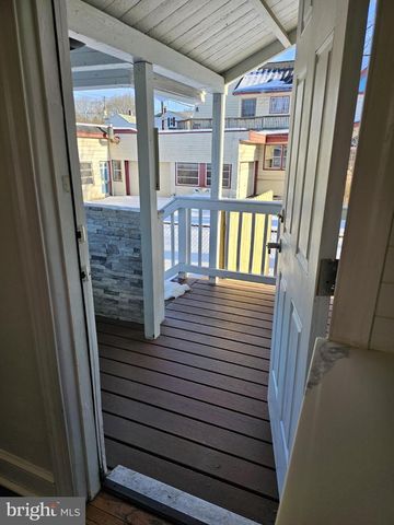 331 S 2ND ST, Saint Clair, PA 17970